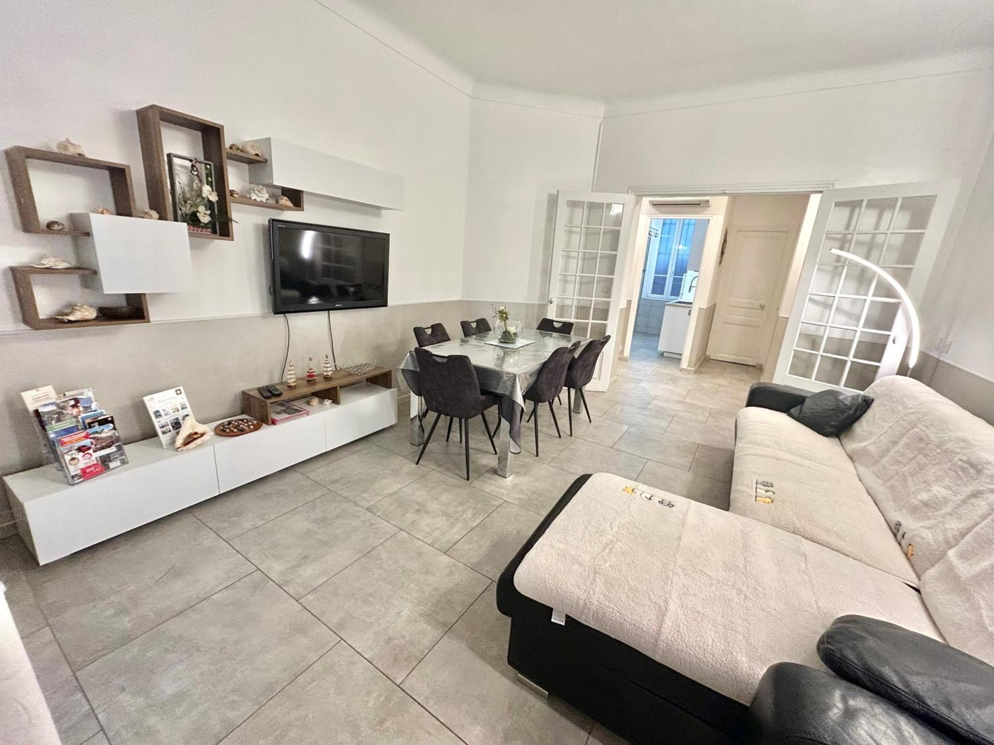 Amiral Courbet Apartment Ζουάν λε Πιν Εξωτερικό φωτογραφία