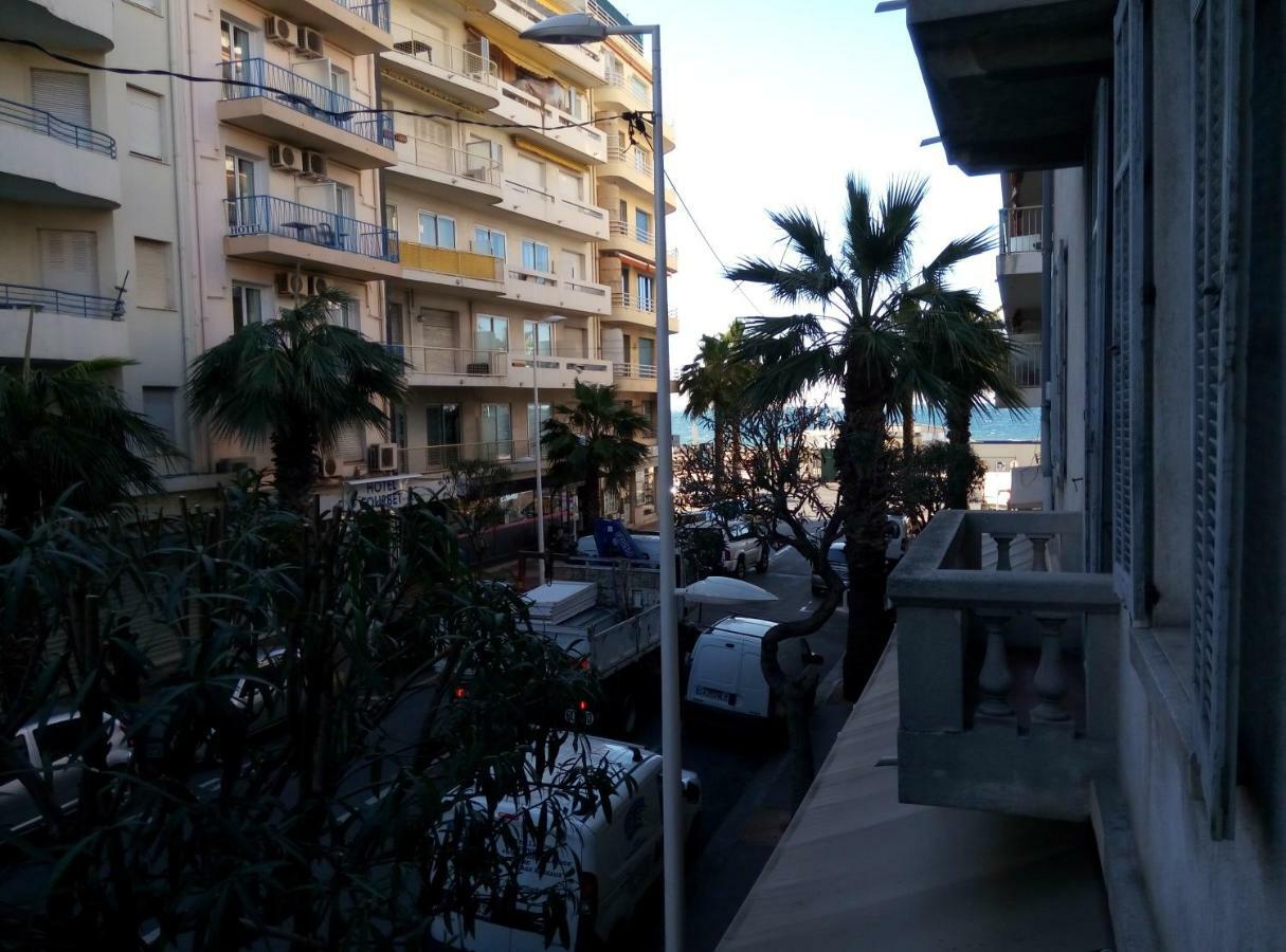 Amiral Courbet Apartment Ζουάν λε Πιν Δωμάτιο φωτογραφία